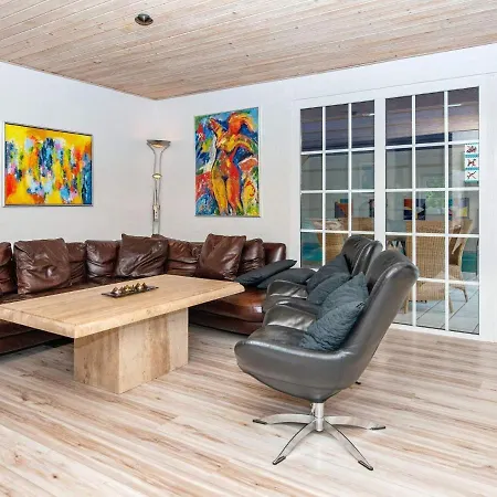 Lxxv Holiday home