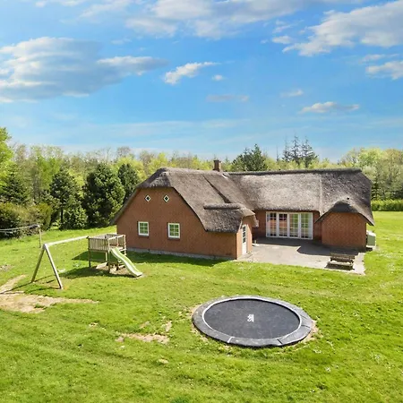 12 Person In Ulfborg-by Traum * Ulfborg