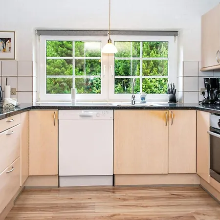 12 Person In Ulfborg-by Traum