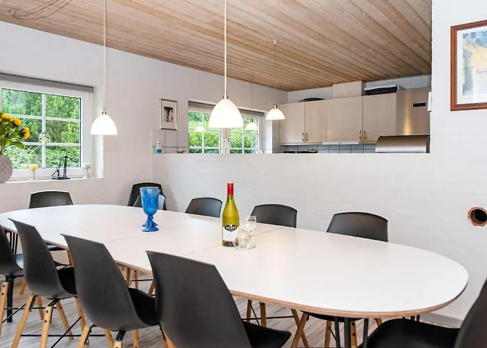 12 Person In Ulfborg-by Traum